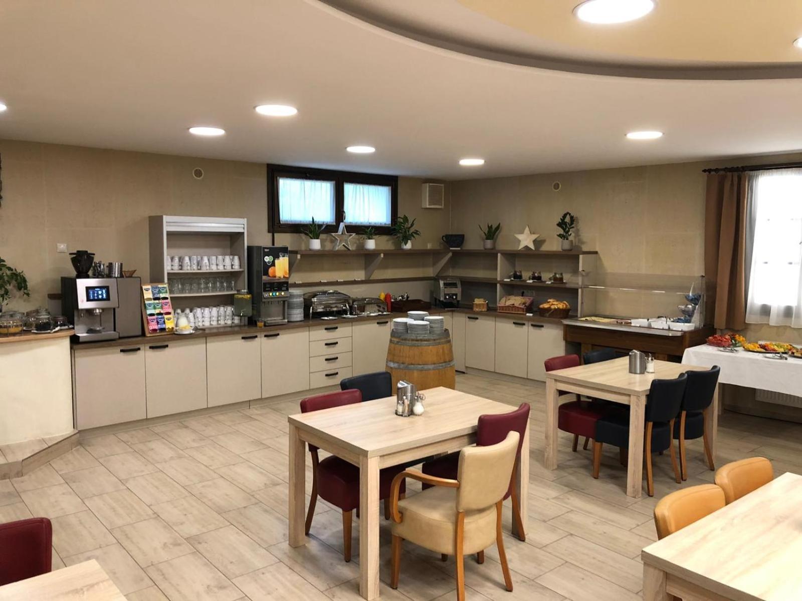 Wellness Hotel Svachovka Mírkovice エクステリア 写真