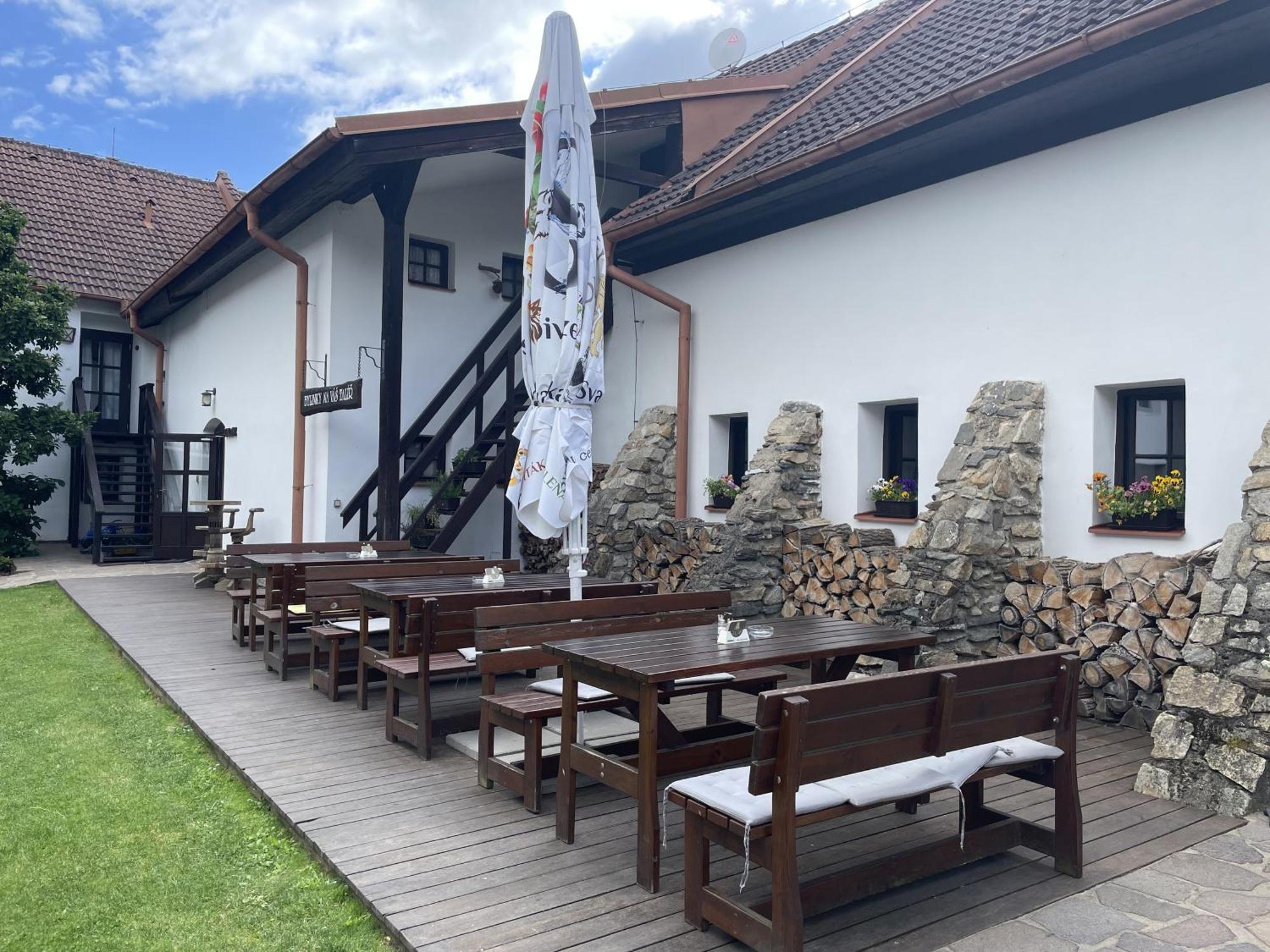 Wellness Hotel Svachovka Mírkovice エクステリア 写真