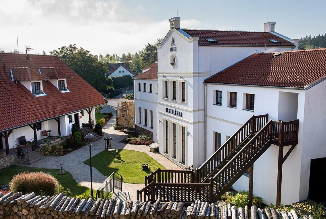 Wellness Hotel Svachovka Mírkovice エクステリア 写真